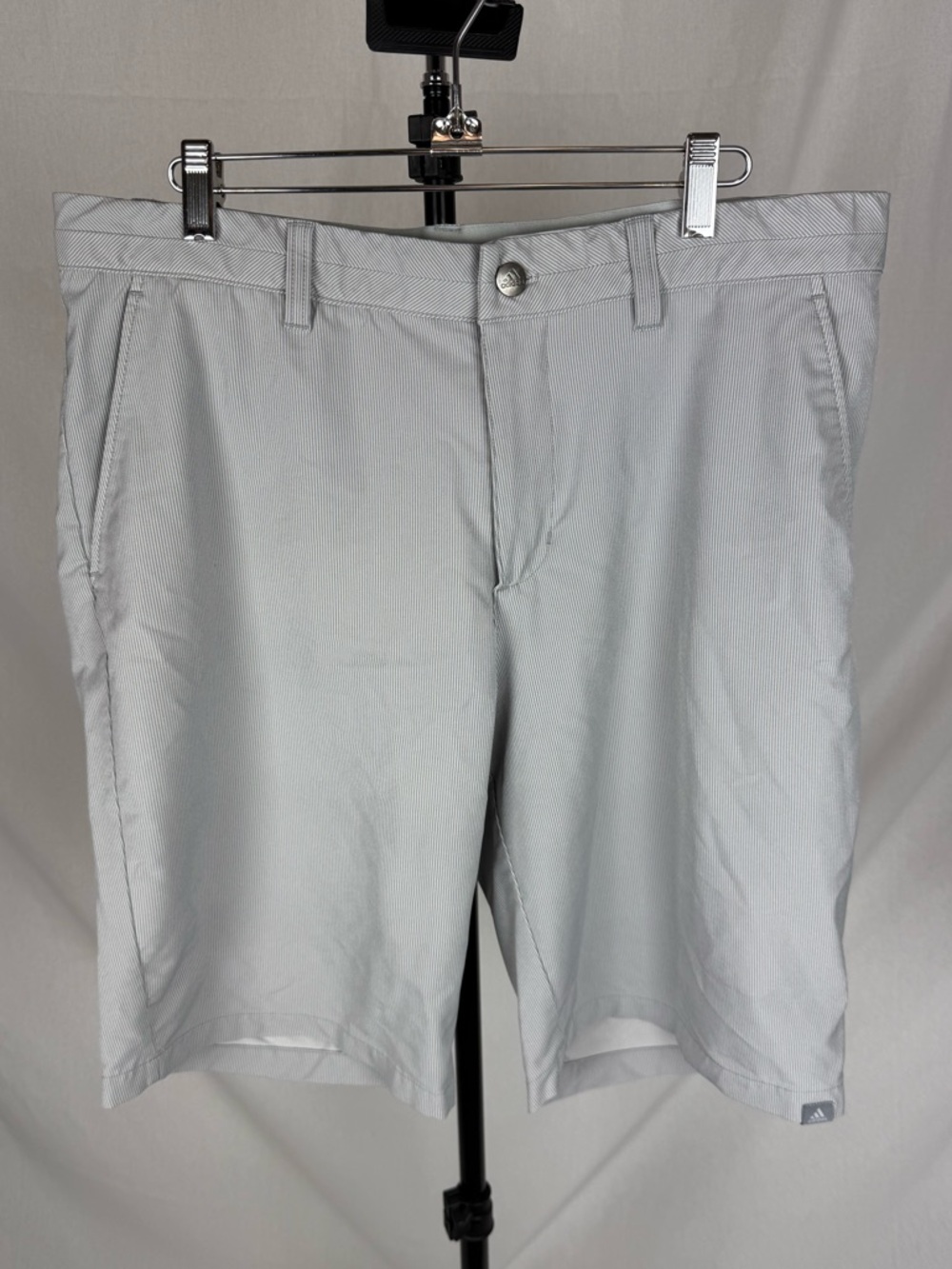 Adidas Golf Shorts Mens 34 Gray Striped 9” Inseam Stretch Performance